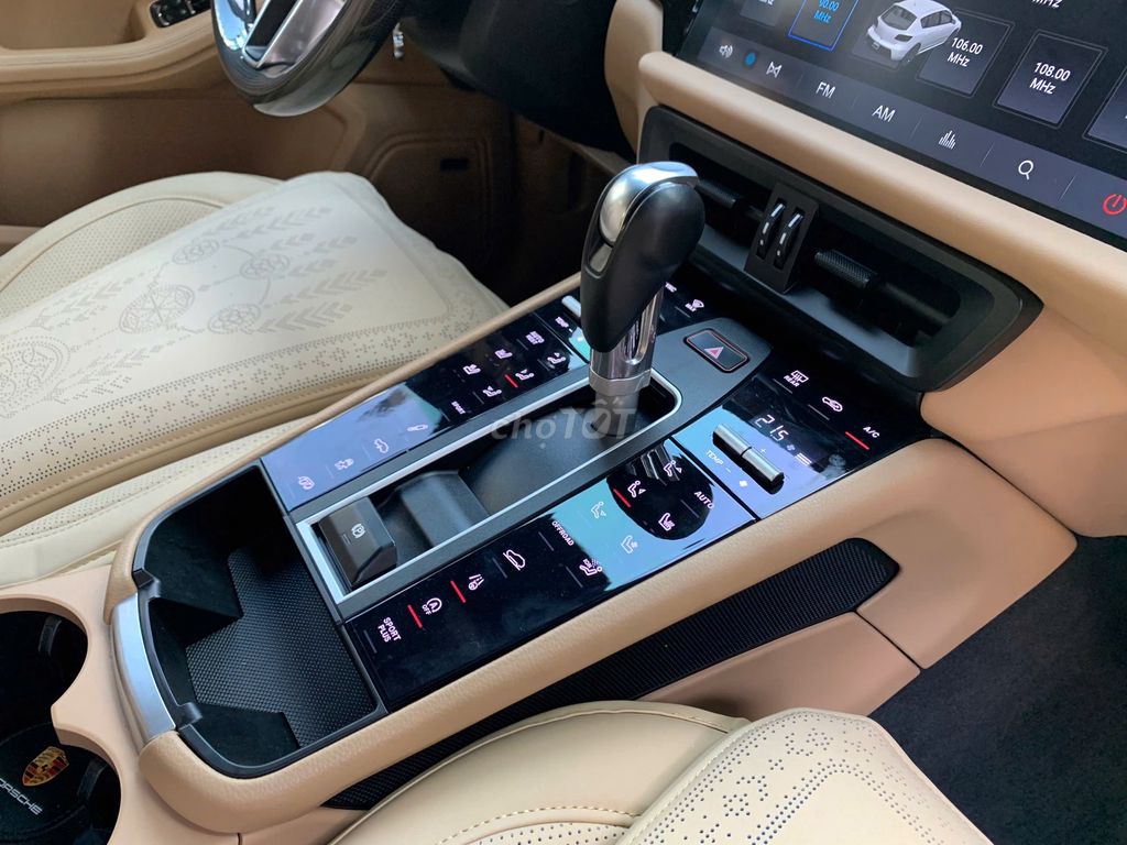 Porsche Macan 2016 Turbo - 60000 km. Mua bán Ô tô tại Quận Long Biên Hà Nội được đăng bởi AUTO TÂN HƯNG THỊNH hình 18