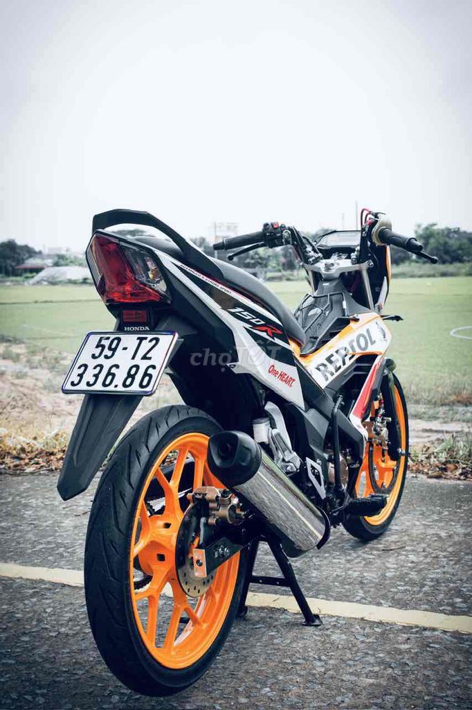 Honda Sonic Repsol 2016 Odo 4k -Siu Lướt -Siu Cọp. Mua bán Xe máy tại Quận Bình Tân Tp Hồ Chí Minh được đăng bởi Quý Nhân Kiệt hình 5