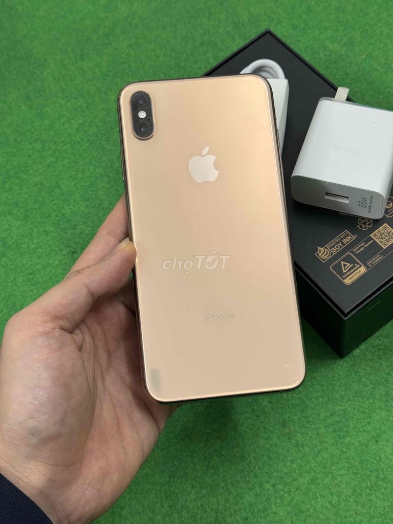 iPhone Xs Max 64gb QUỐ TẾ đủ sạc cáp ốp