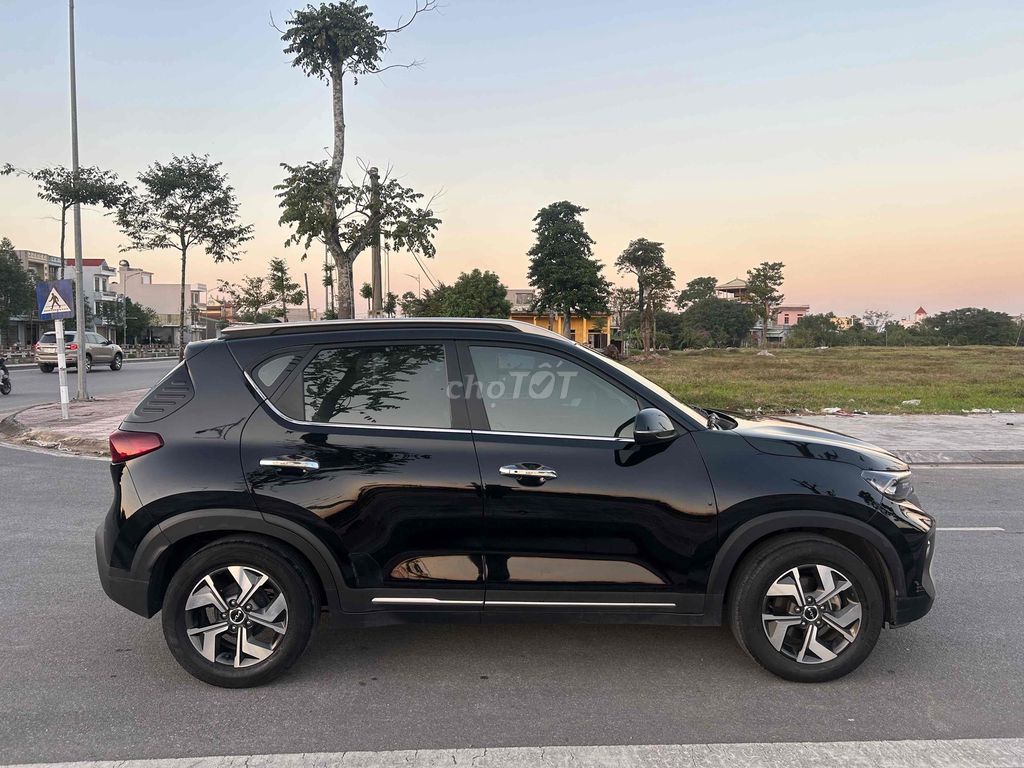 Kia Sonet 2022 Premium 1.5 AT - 58699 km. Mua bán Ô tô tại Huyện Đông Hưng Thái Bình được đăng bởi Phamquangngoc hình 4