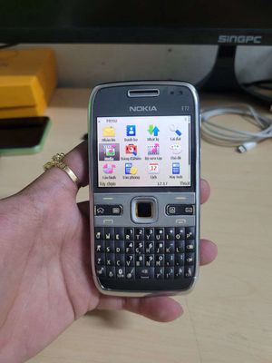 Điện thoại Nokia E72 đã sử dụng