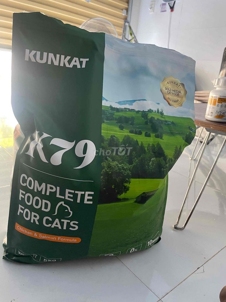Thức ăn cho mèo Kunkat Gà & Cá hồi 5kg. Mua bán Phụ kiện, Thức ăn, Dịch vụ tại Thành phố Thuận An Bình Dương được đăng bởi Ngtvi hình 1