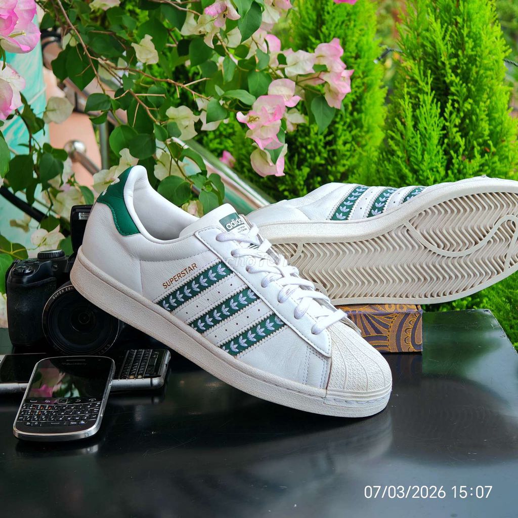 [CHÍNH HÃNG][Mới 99%] Adidas Superstar mua mới 3tr. Mua bán Giày dép tại Quận Đồ Sơn Hải Phòng được đăng bởi chú CÔNG AN bán giày CHÍNH HÃNG hình 1