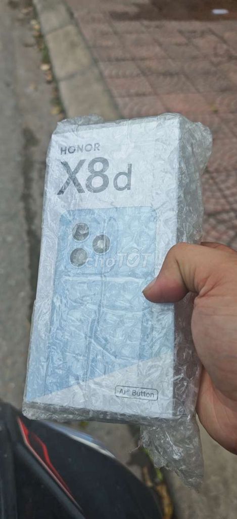 Honor X8d Nguyên seal. Mua bán Điện thoại tại Huyện Yên Lạc Vĩnh Phúc được đăng bởi Trần Văn Nhất hình 1
