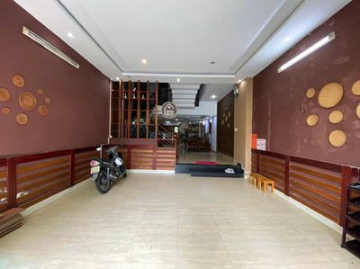 Аренда · 4 комн. · 100 м² · Quận Sơn Trà, ул. Đường Dương Đình Nghệ