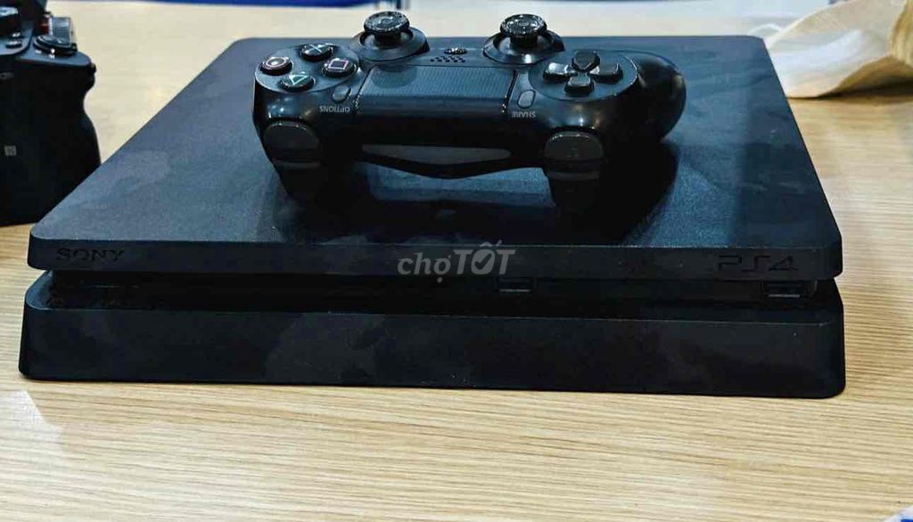 Máy chơi game Sony PS4 Slim 500GB Đen. Mua bán Thiết bị chơi game tại Quận Kiến An Hải Phòng được đăng bởi Naika Tv hình 1