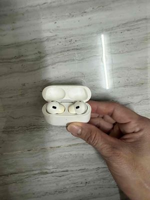 Airpod pro 2 cổng lighning Ko Find My mới 98%