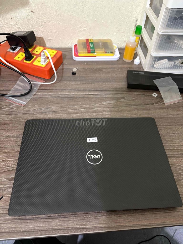 Dell Latitude 7400 i5-8th 14 inch 8GB/256GB. Mua bán Laptop tại Huyện Yên Phong Bắc Ninh được đăng bởi Quang bán Laptop hình 1