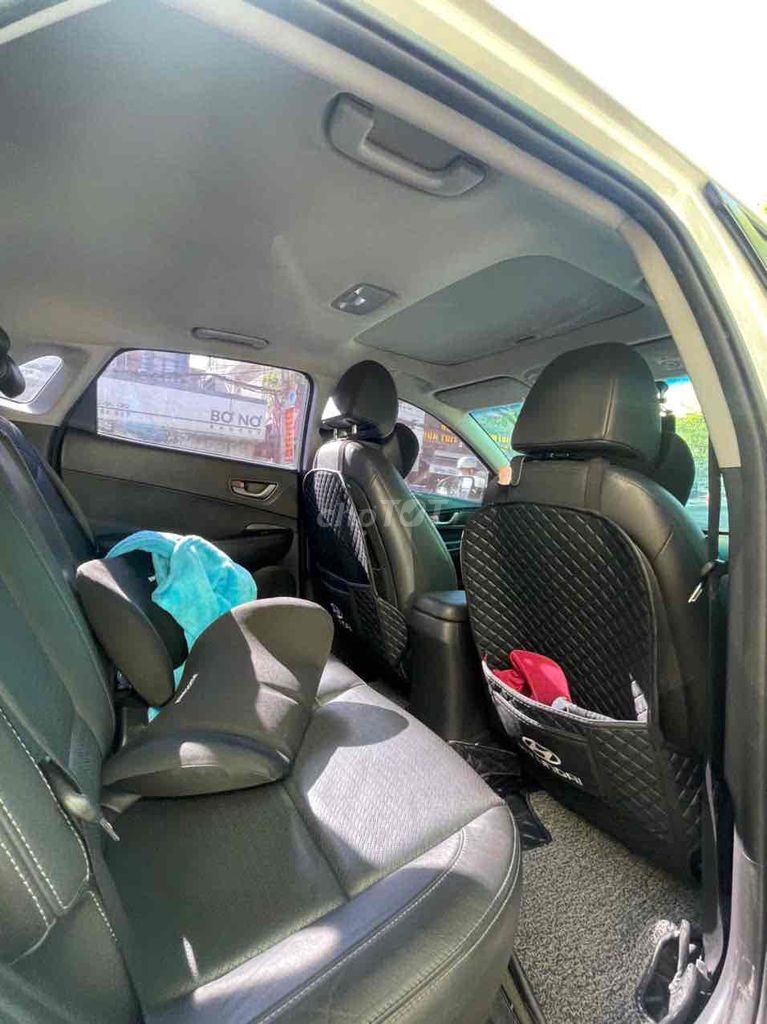 Hyundai Kona 2019 Trắng 5 chỗ - 1.6 tubor. Mua bán Ô tô tại Quận Hải Châu Đà Nẵng được đăng bởi HungTran hình 4