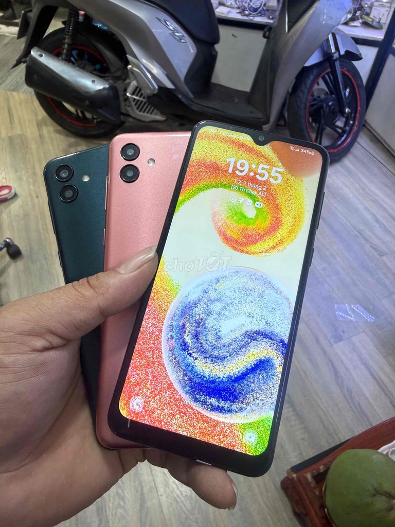 Samsung A04 64GB máy zin đẹp chức năng BH3T. Mua bán Điện thoại tại Quận Bình Tân Tp Hồ Chí Minh được đăng bởi Lý Kiệt Store hình 1