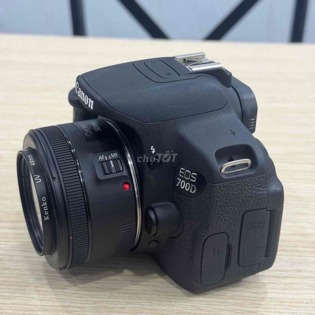 Máy ảnh Canon EOS 700D Đen 99% Body màn đẹp. Mua bán Máy ảnh, Máy quay tại Quận 5 Tp Hồ Chí Minh được đăng bởi Phan Thế Phong  hình 1