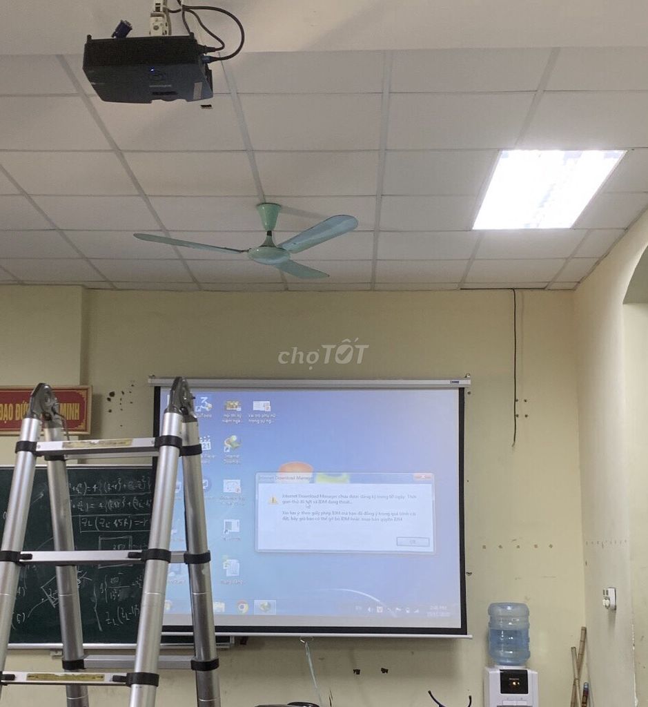 Hà Nội sửa máy chiếu giá rẻ lấy ngay. Dịch vụ tại Quận Thanh Xuân Hà Nội được đăng bởi Thanh lý đồ cũ mới uy tín Việt Nam hình 1