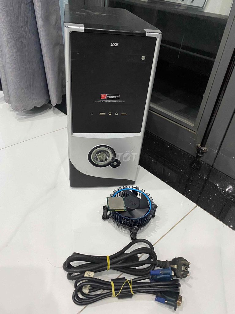 case cpu, đầu đọc CD+chip i5-2400+quạt+cáp VGA. Mua bán Linh kiện (RAM, Card...) tại Huyện Hòa Vang Đà Nẵng được đăng bởi Thiên hình 1
