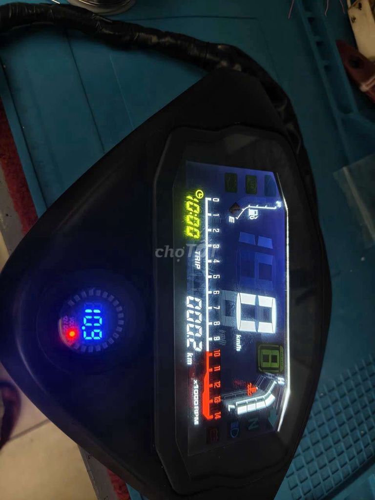 Đồng hồ kỹ thuật số xe máy Luvias. Mua bán Phụ tùng xe tại Quận 8 Tp Hồ Chí Minh được đăng bởi Du Thiên hình 1