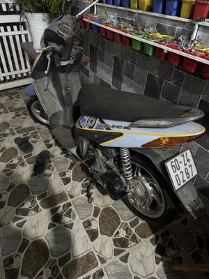 Honda Click màu Xám xanh