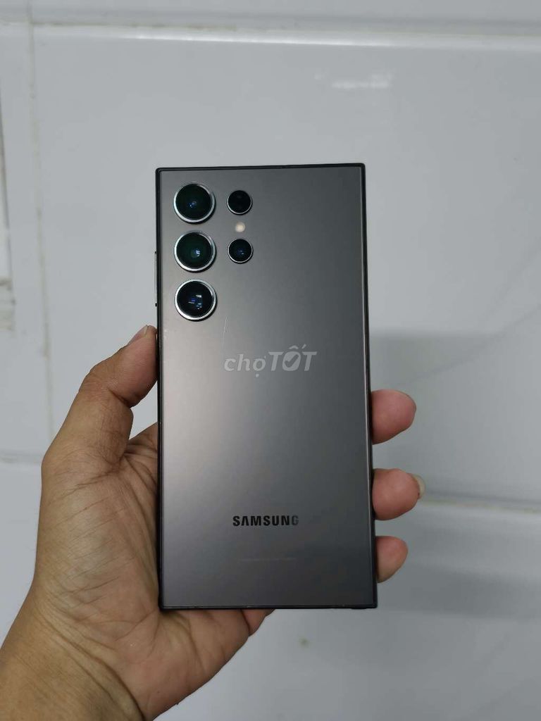 Samsung S24 Ultra 256GB đen. Mua bán Điện thoại tại Huyện Cái Bè Tiền Giang được đăng bởi Trần Trân hình 1