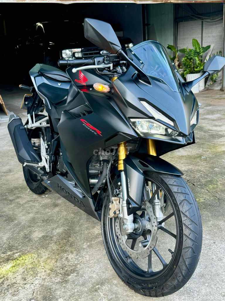 Honda CBR150R Xe đẹp . keng.chính chủ . giá tot