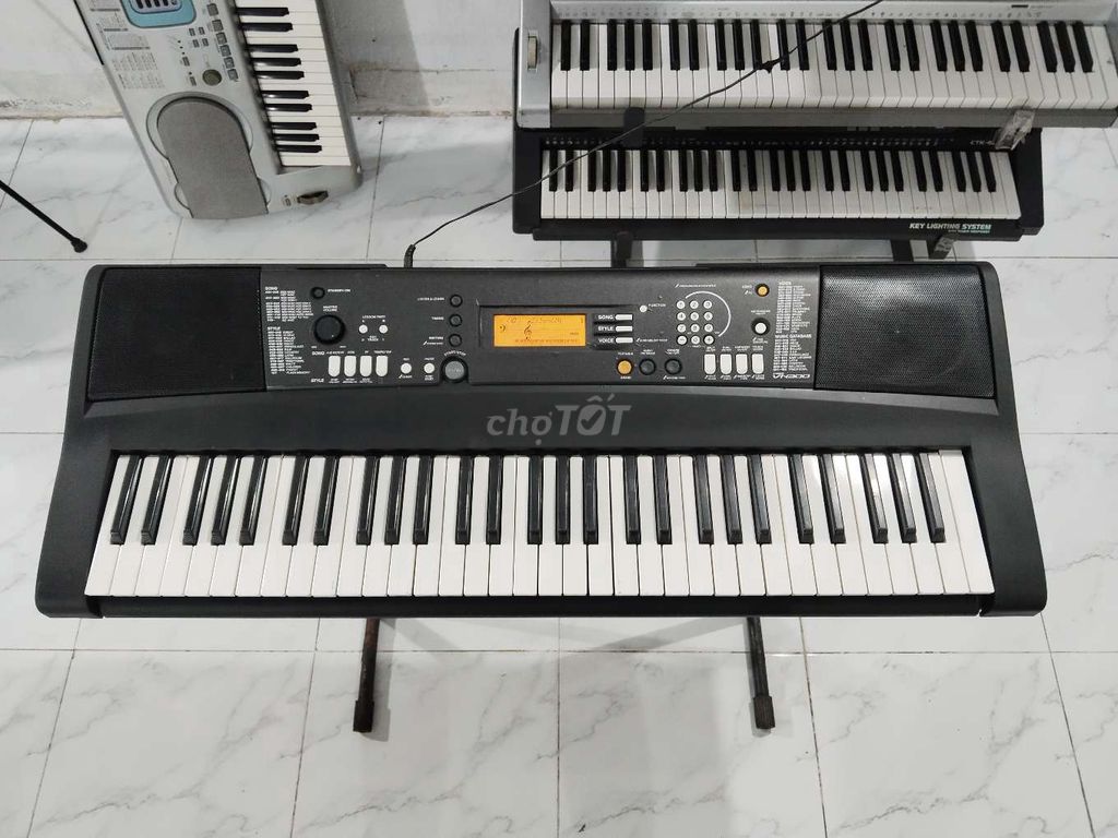 Yamaha Psr Vn300. Phiên Bản Màu Đen