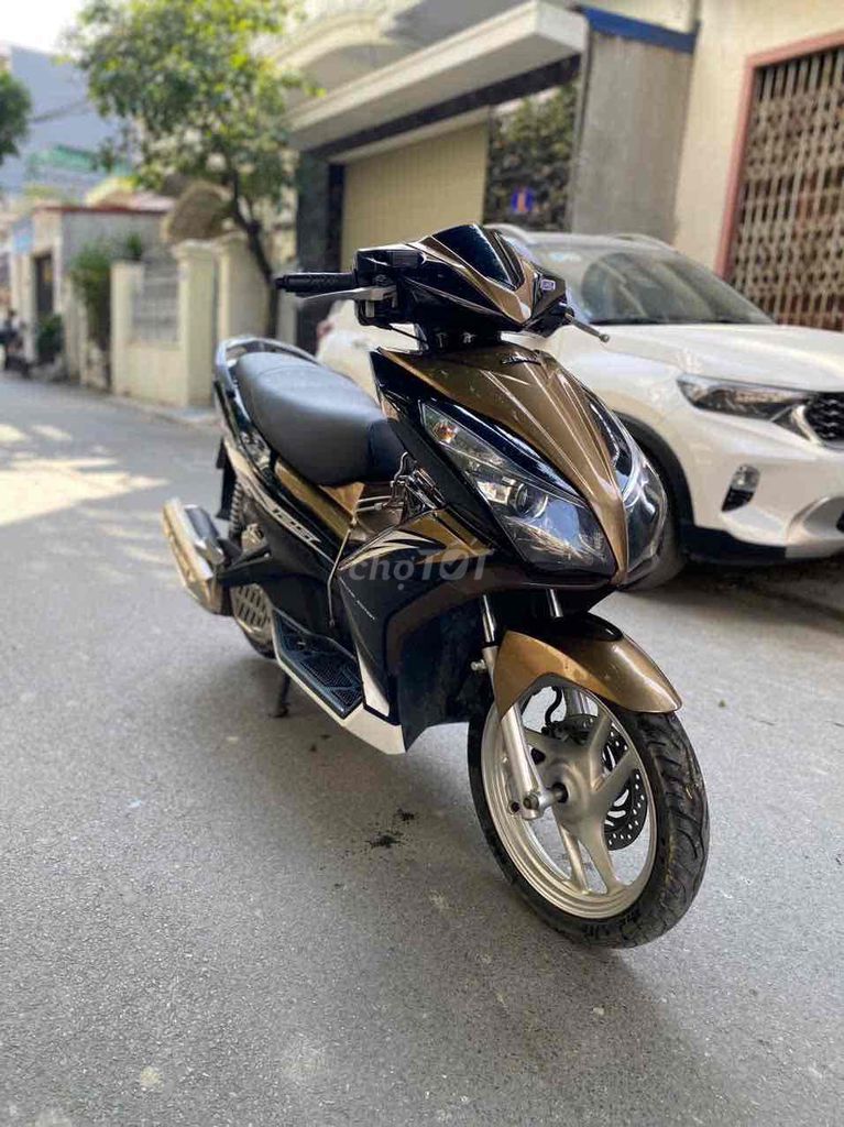 Honda Air Blade zin cả xe đẹp như hình. Mua bán Xe máy tại Quận Hồng Bàng Hải Phòng được đăng bởi Ly  hình 3