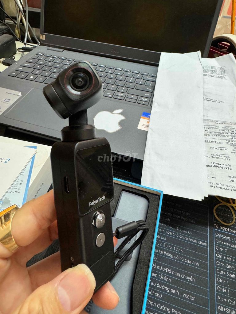 Máy quay film chống rung 3 trục Feiyu Pocket 2