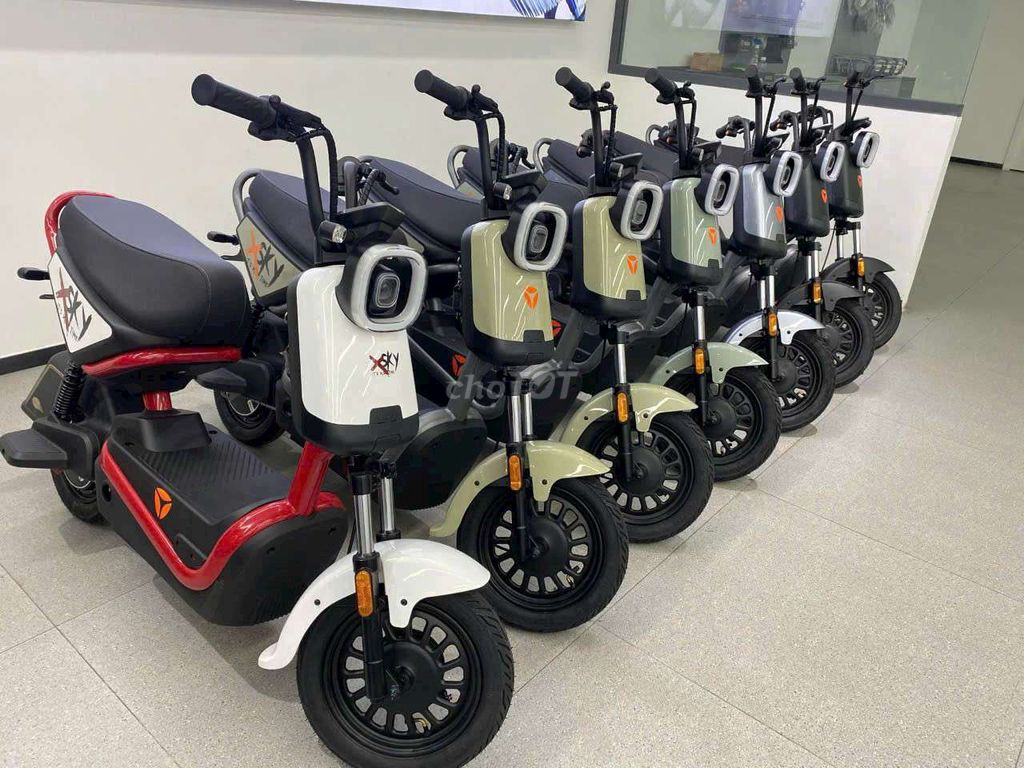 Xe máy điện Yadea X-SKY màu Xám, Xanh nhạt. Mua bán Xe điện tại Huyện Đức Hòa Long An được đăng bởi Yadea Trung Đức Phát  hình 3