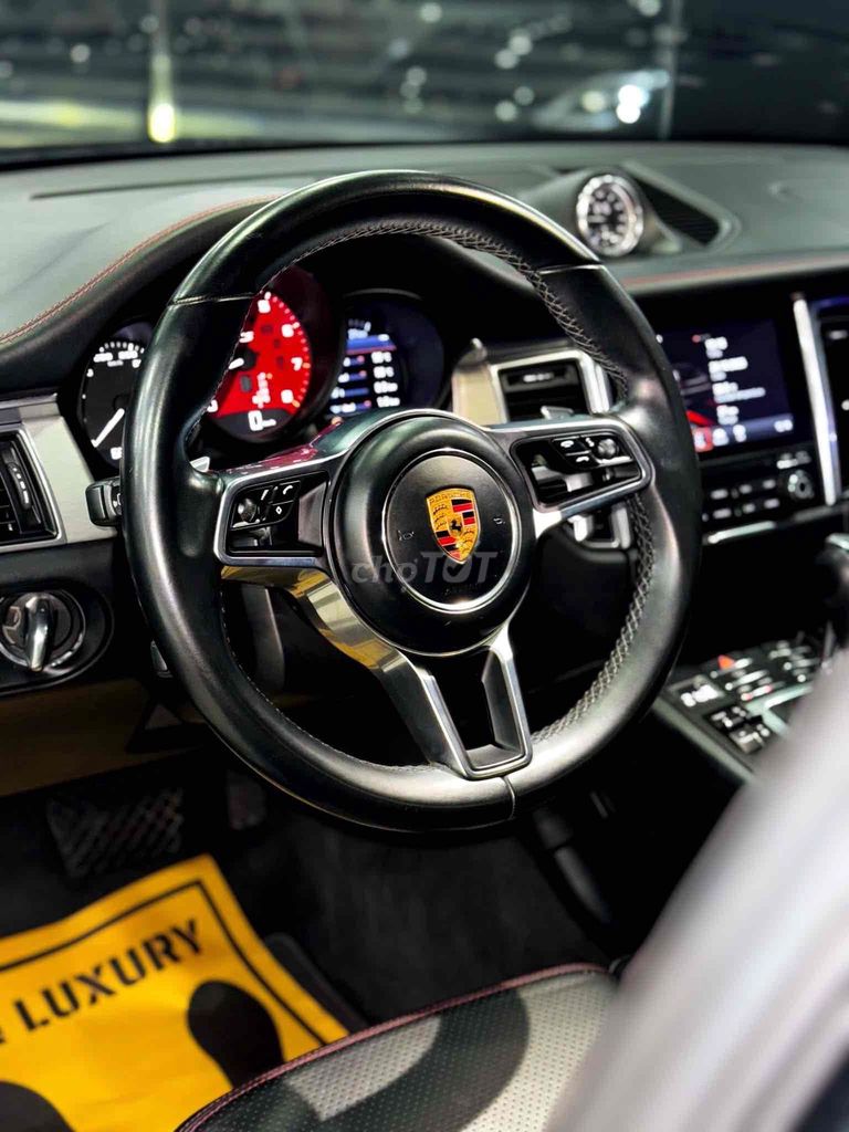 Porsche Macan GTS Model 2018 Máy 3.0 - 68000 km. Mua bán Ô tô tại Quận 7 Tp Hồ Chí Minh được đăng bởi Lê Văn Út hình 6