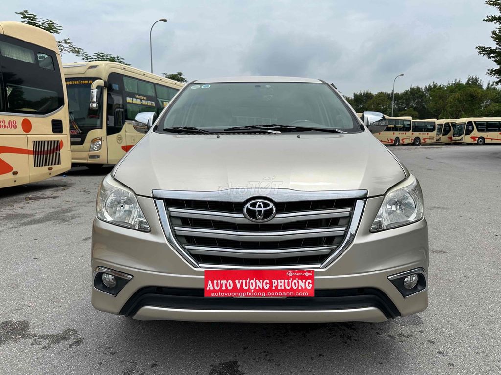 Toyota Innova 2.0MT sản xuất 2015