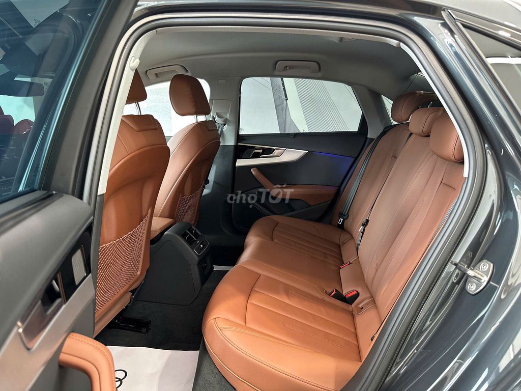Audi A4 Sedan advanced 40 plus TFSI 2024 Xám. Mua bán Ô tô tại Quận Hải Châu Đà Nẵng được đăng bởi Võ Anh Phùng hình 8