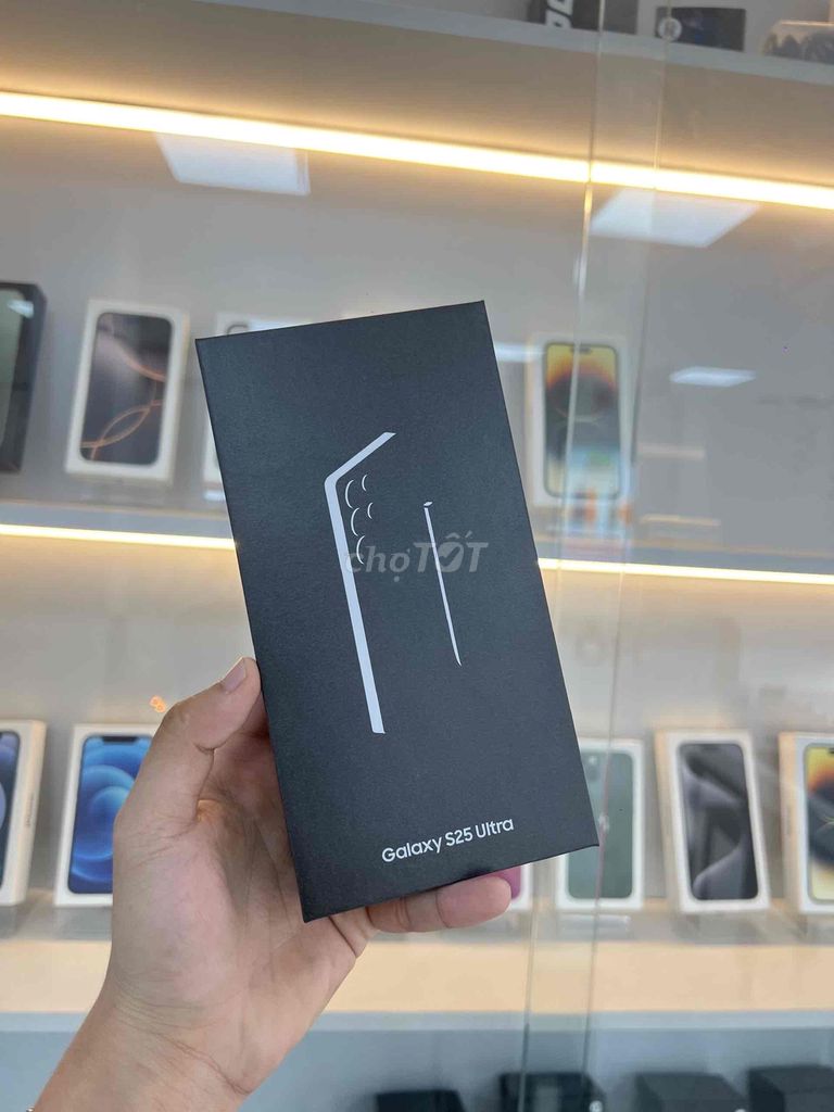 SAMSUNG S25 ULTRA 12/256GB NEWSEAL+BÚT SPEN XỊN XÒ. Mua bán Điện thoại tại Huyện Trảng Bom Đồng Nai được đăng bởi X Mobile Trảng Bom hình 1
