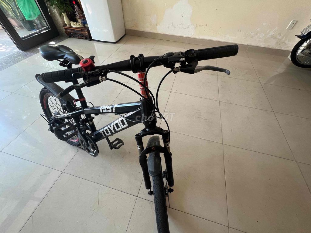 ĐỔI XE CHO CON THANH LÝ 2 XE TRẺ EM CẤP 1. Mua bán Xe đạp tại Quận Hải Châu Đà Nẵng được đăng bởi Tạ Bội Ngọc hình 1