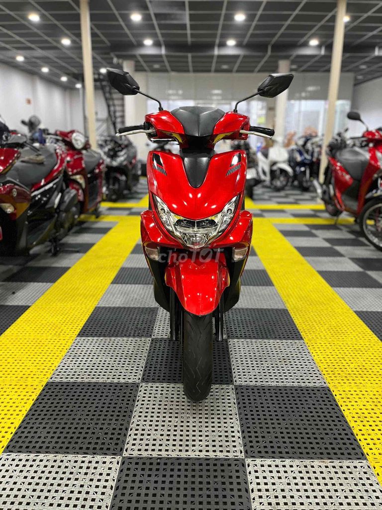 👉Freego chính chủ biển SG phanh abs, máy zin êm. Mua bán Xe máy tại Quận 7 Tp Hồ Chí Minh được đăng bởi Xe Cũ Hiếu CT hình 3