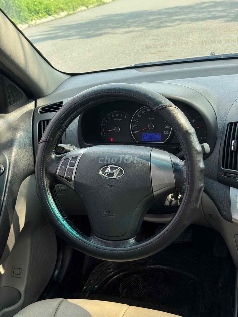 Hyundai Avante 2011 1.6 AT - 85000 km. Mua bán Ô tô tại Thành phố Thủ Đức Tp Hồ Chí Minh được đăng bởi Long hình 7