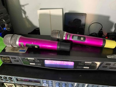MICRO BBS BÃI ĐỨC XỊN ZIN KARAOKE RẤT HAY. Mua bán Tivi, Âm thanh tại Quận Tân Bình Tp Hồ Chí Minh được đăng bởi TẤN LỘC 