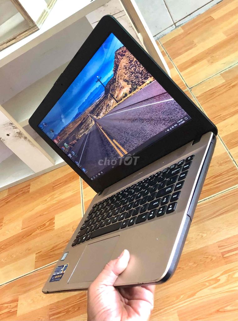 Asus I5-7200U/128GB/Pin>2H/Type C/Máy Đẹp Full CN. Mua bán Laptop tại Quận 7 Tp Hồ Chí Minh được đăng bởi Quân Quân  hình 1