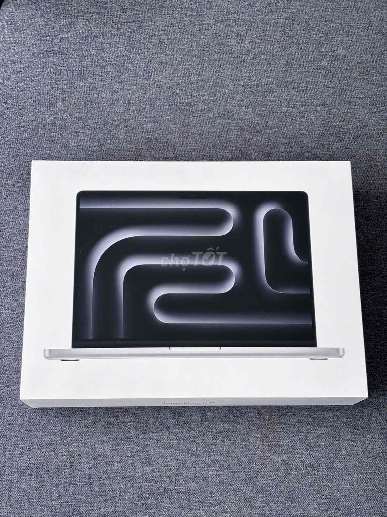 Macbook Pro M5 14 inch 16GB/1TB New Seal 100% 8262. Mua bán Laptop tại Quận Ninh Kiều Cần Thơ được đăng bởi Quý Mobile Cần thơ hình 1