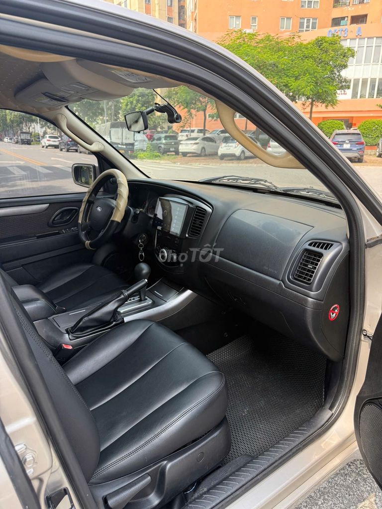 Cần bán chiếc Escape 2010 xe đẹp. Mua bán Ô tô tại Quận Bắc Từ Liêm Hà Nội được đăng bởi Công trương hình 8