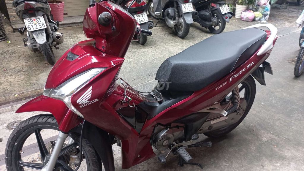 FUTURE FI 2018 BS.SÀI GÒN MÀU ĐỎ ĐÔ. Mua bán Xe máy tại Quận 3 Tp Hồ Chí Minh được đăng bởi minh hình 5