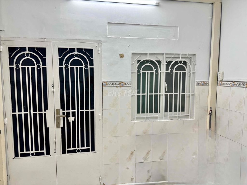 Продается красивый домик в переулке 54 TQK, район Тан Динь, Хошимин