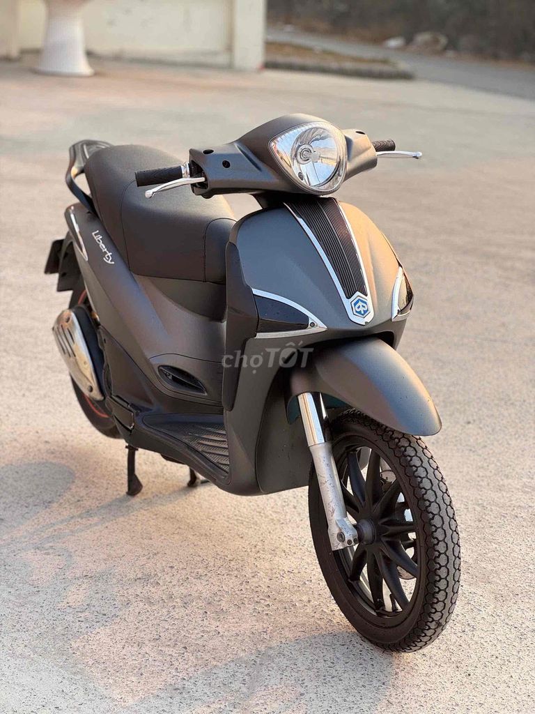 Piaggio Liberty 2016 Xám Đã sử dụng. Mua bán Xe máy tại Quận Bắc Từ Liêm Hà Nội được đăng bởi Phương Uyên hình 1