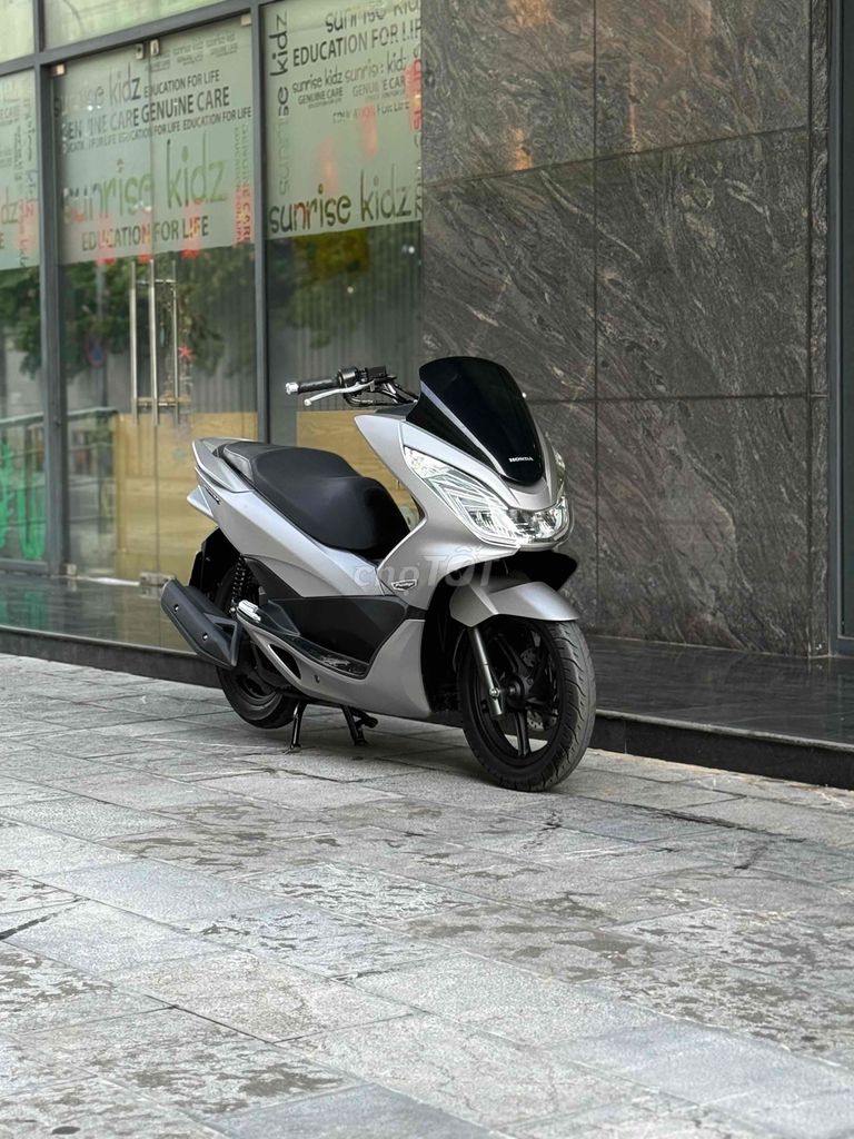 Pcx đèn led Bạc Nhám cực đẹp biển yêu 29E. Mua bán Xe máy tại Quận Ba Đình Hà Nội được đăng bởi Xe Máy Nam Thi hình 2