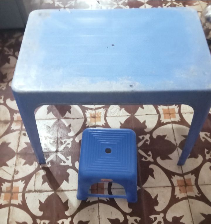 Bộ bàn ghế nhựa màu xanh. Mua bán Bàn ghế tại Quận Thanh Xuân Hà Nội được đăng bởi Hoa hình 1