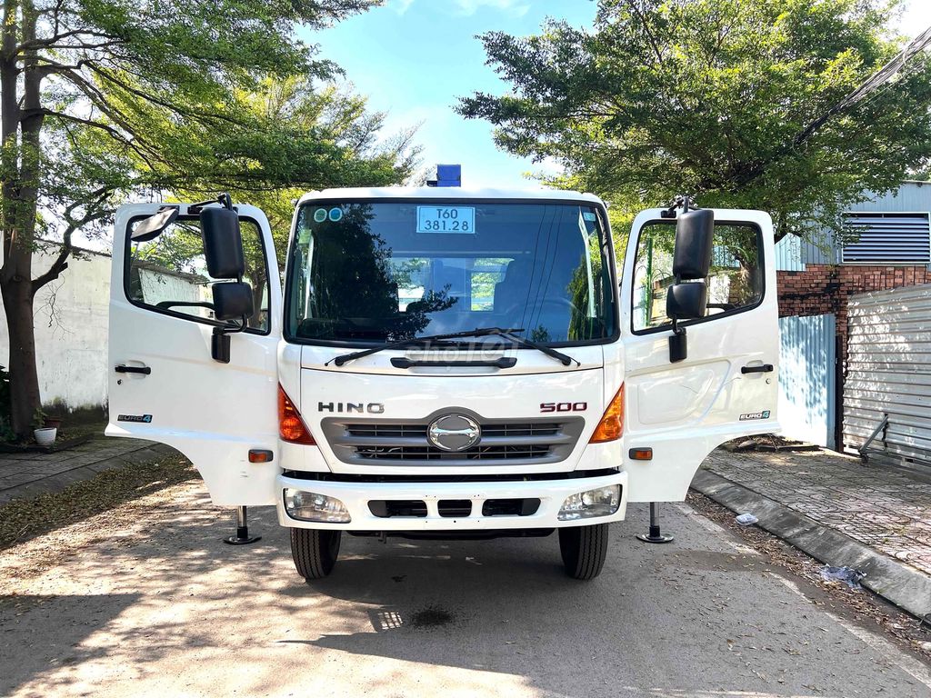 XE CẨU HINO FC 6 TẤN, THÙNG 6M1,ĐỜI 2020.2021.2022