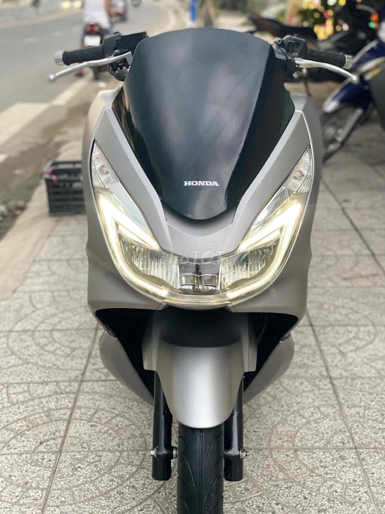 PCX 125 led 2016 khoá smk, xe đẹp,máy zin chất. Mua bán Xe máy tại Quận Ninh Kiều Cần Thơ được đăng bởi Cửa Hàng Xe máy Tân Lập Hưng hình 2