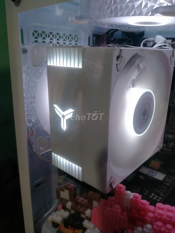 Vỏ case + tản nhiệt+ fan