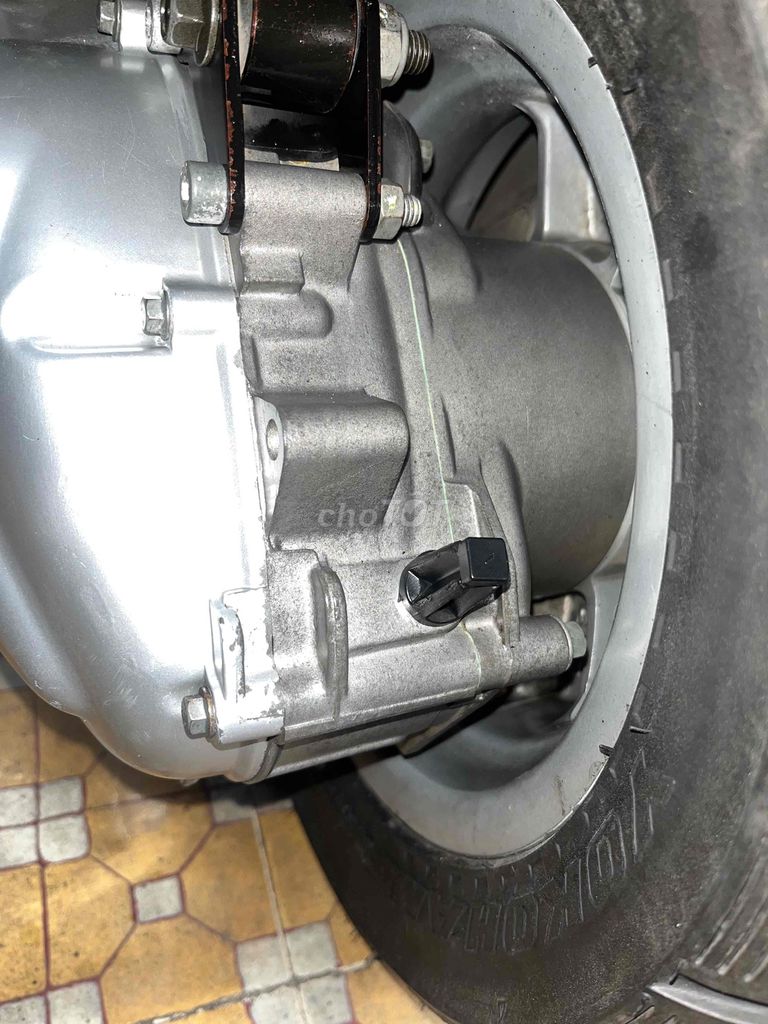 Vespa 2009 Bstp đầu nồi zin.Xe khá đẹp. Mua bán Xe máy tại Quận 8 Tp Hồ Chí Minh được đăng bởi Trần Nam hình 6