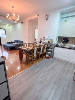 Rent · 3 bd · 97 м² · Quận 7, ул. Đường 15B