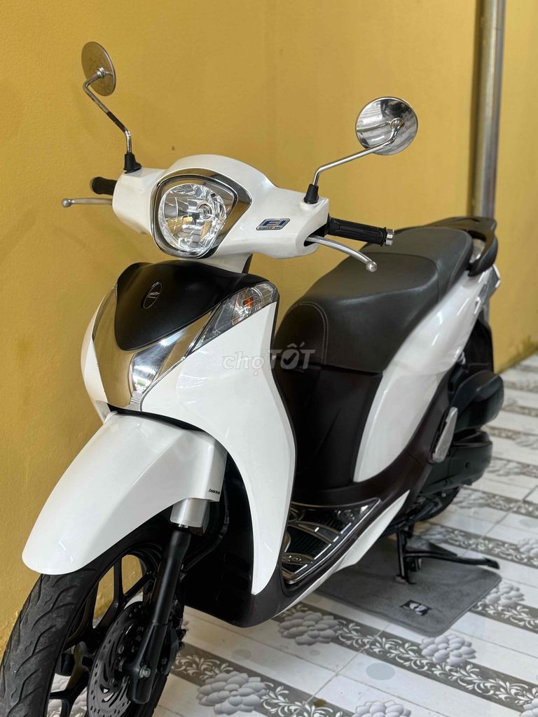 SH moden trắng đen siêu đẹp máy rin em ru. Mua bán Xe máy tại Quận Sơn Trà Đà Nẵng được đăng bởi Minh Dũng bán trả góp 136 vân đồn  hình 2