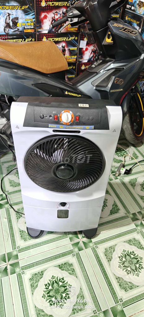 Quạt phun sương Nhật Bản Trắng, Đen đã sử dụng. Mua bán Quạt tại Huyện Bến Lức Long An được đăng bởi Võ hoài Ân hình 1