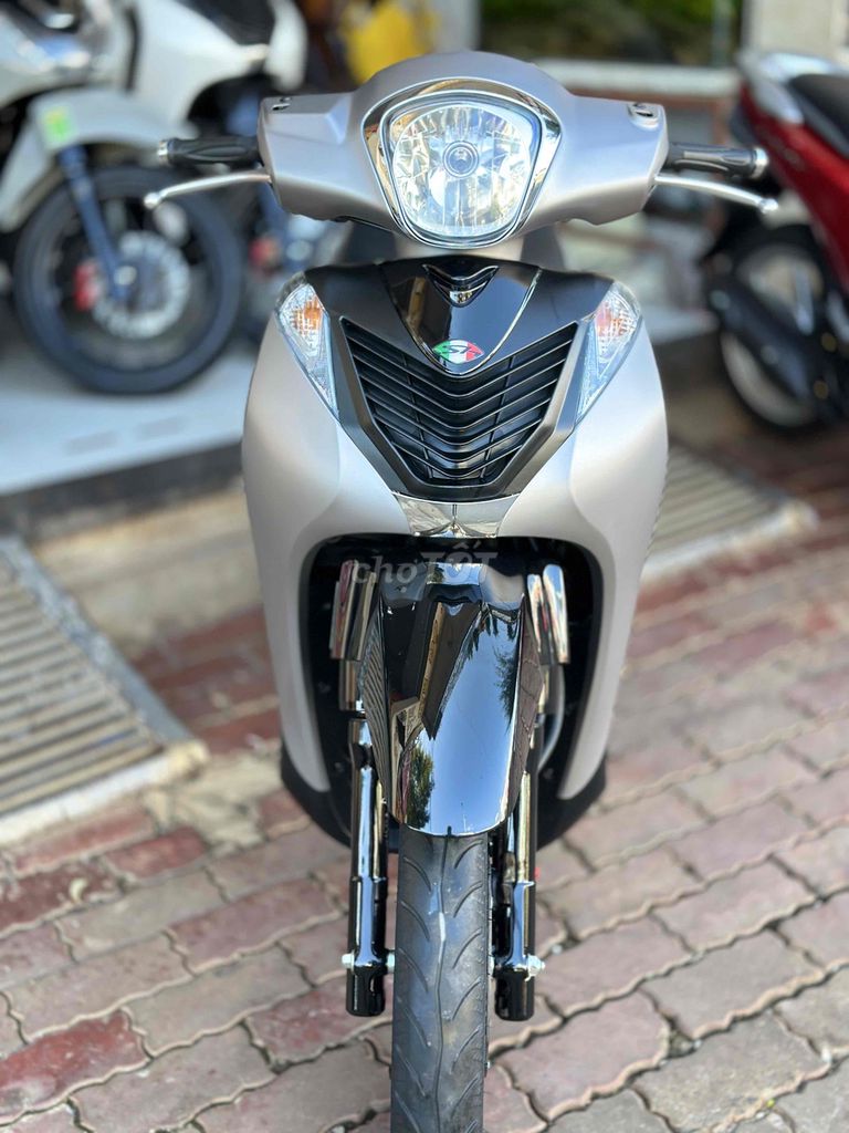 SH MODE 2020 XE DÒNG BỎ MẪU ĐẸP KENG. Mua bán Xe máy tại Thành phố Buôn Ma Thuột Đắk Lắk được đăng bởi CẦM ĐỒ TUẤN ĐẠT hình 1