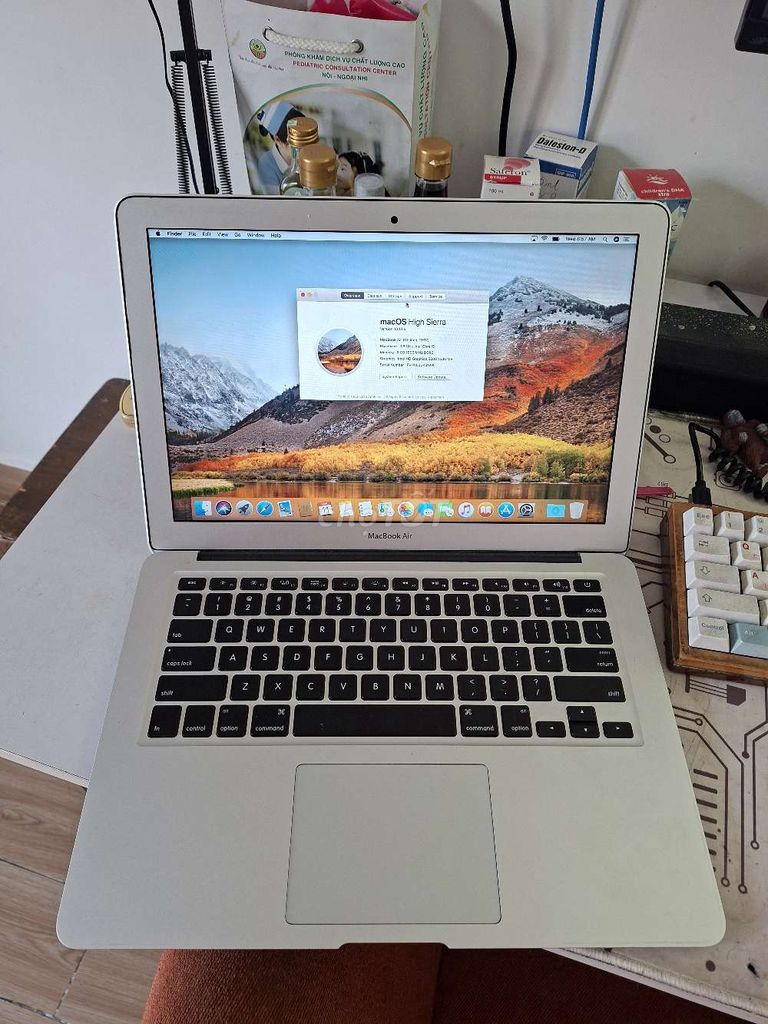 Apple MacBook Air 2017 i5 8GB. Mua bán Laptop tại Quận 11 Tp Hồ Chí Minh được đăng bởi Hoang anh hình 1
